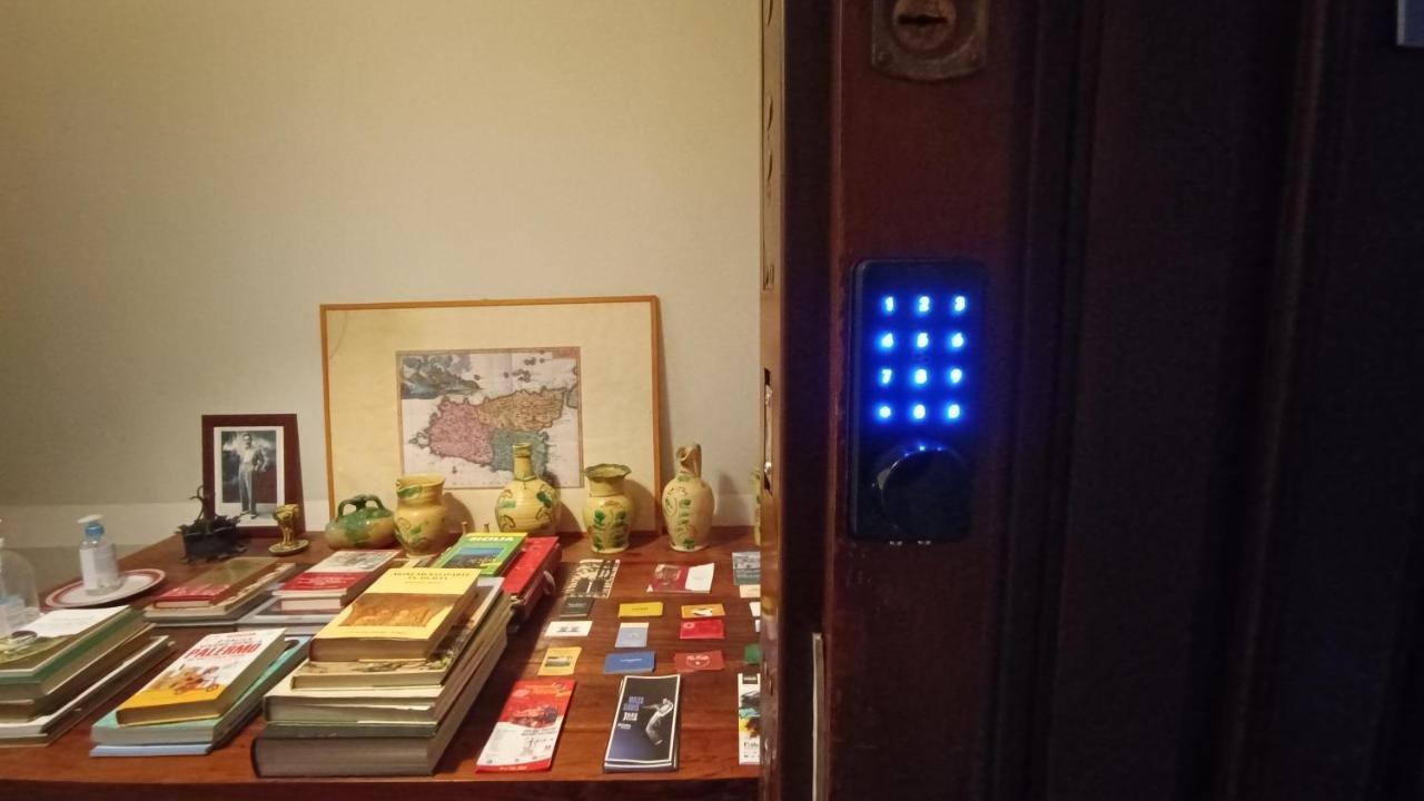 Il Genio Del Porto - Mabbonath B&B Palermo Kültér fotó